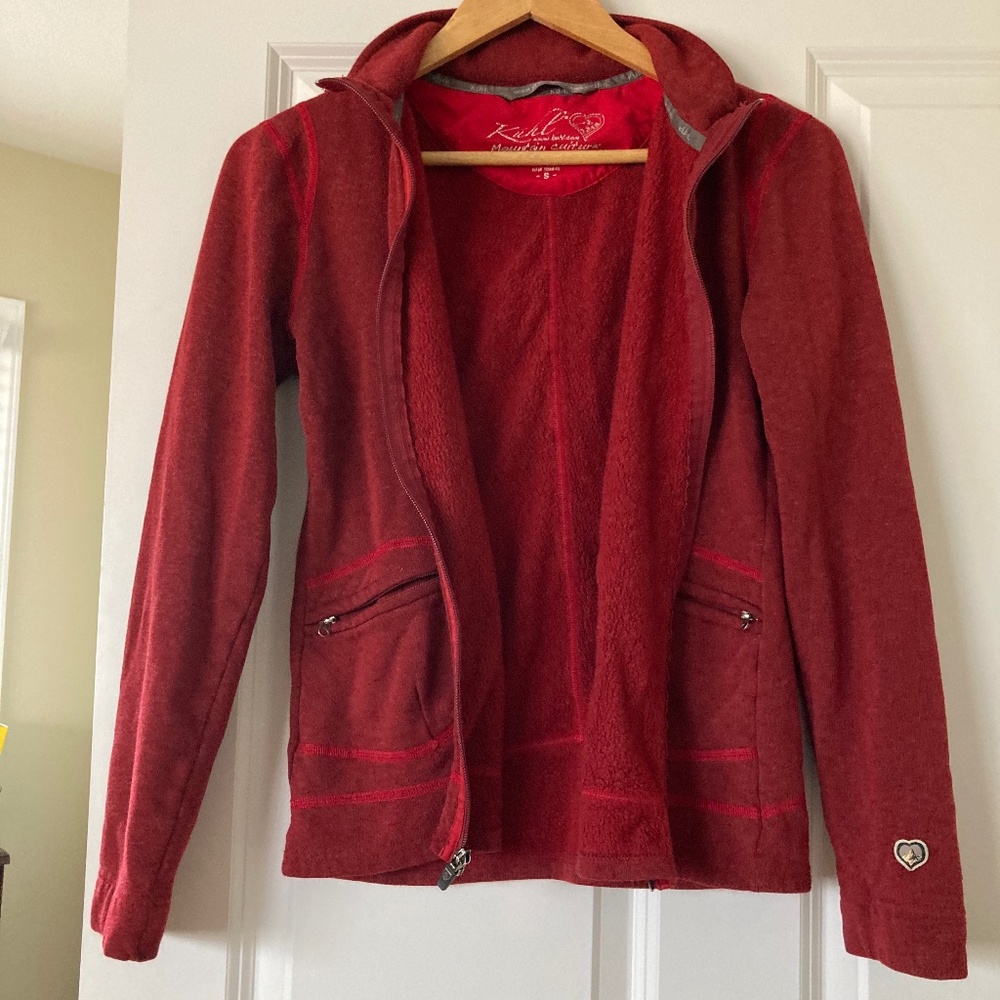 Kuhl cozy red sweatershirt/jacket